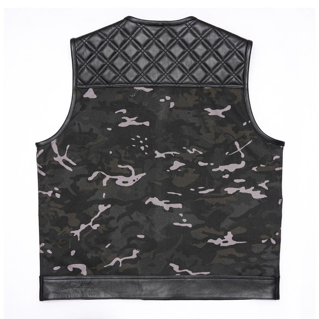 Camouflage vest with quilted back panel